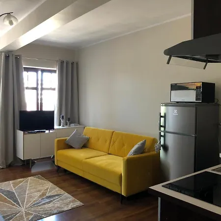 아파트 Apartament *
