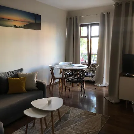 아파트 Apartament *